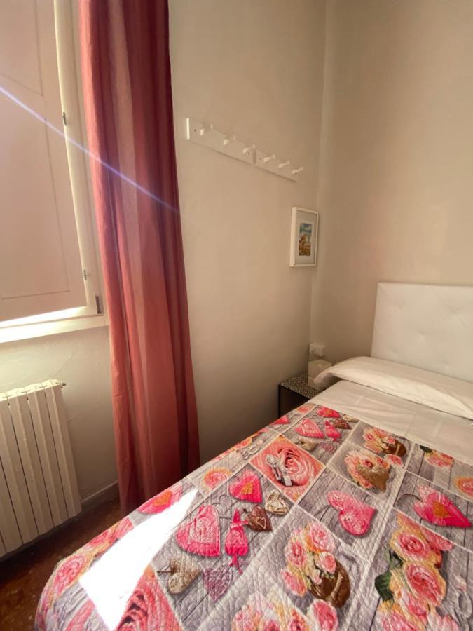 Duomo View Bed and Breakfast Φλωρεντία Εξωτερικό φωτογραφία