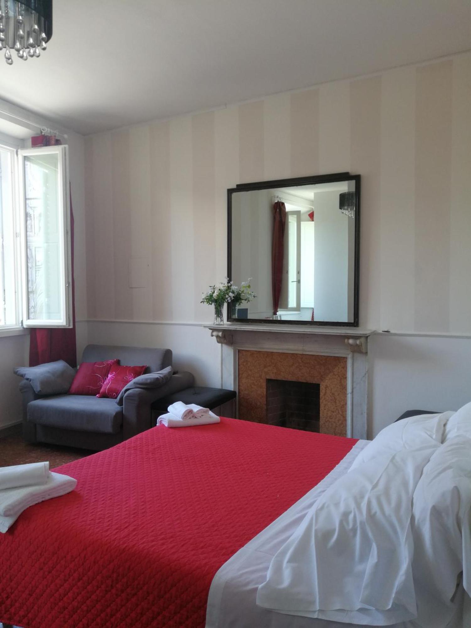 Duomo View Bed and Breakfast Φλωρεντία Δωμάτιο φωτογραφία